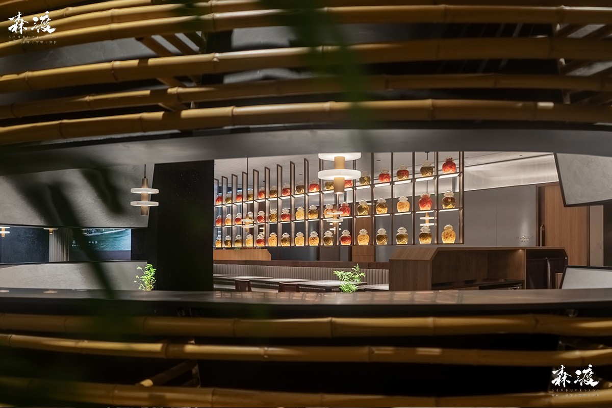 森渡餐饮空间设计案例|渝月川菜馆设计-中餐厅设计-落地实景拍摄.jpg